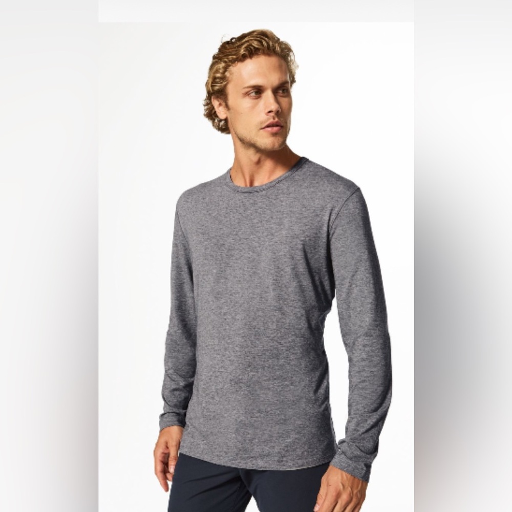 Men's Lululemon Gray Long Sleeve Shirt